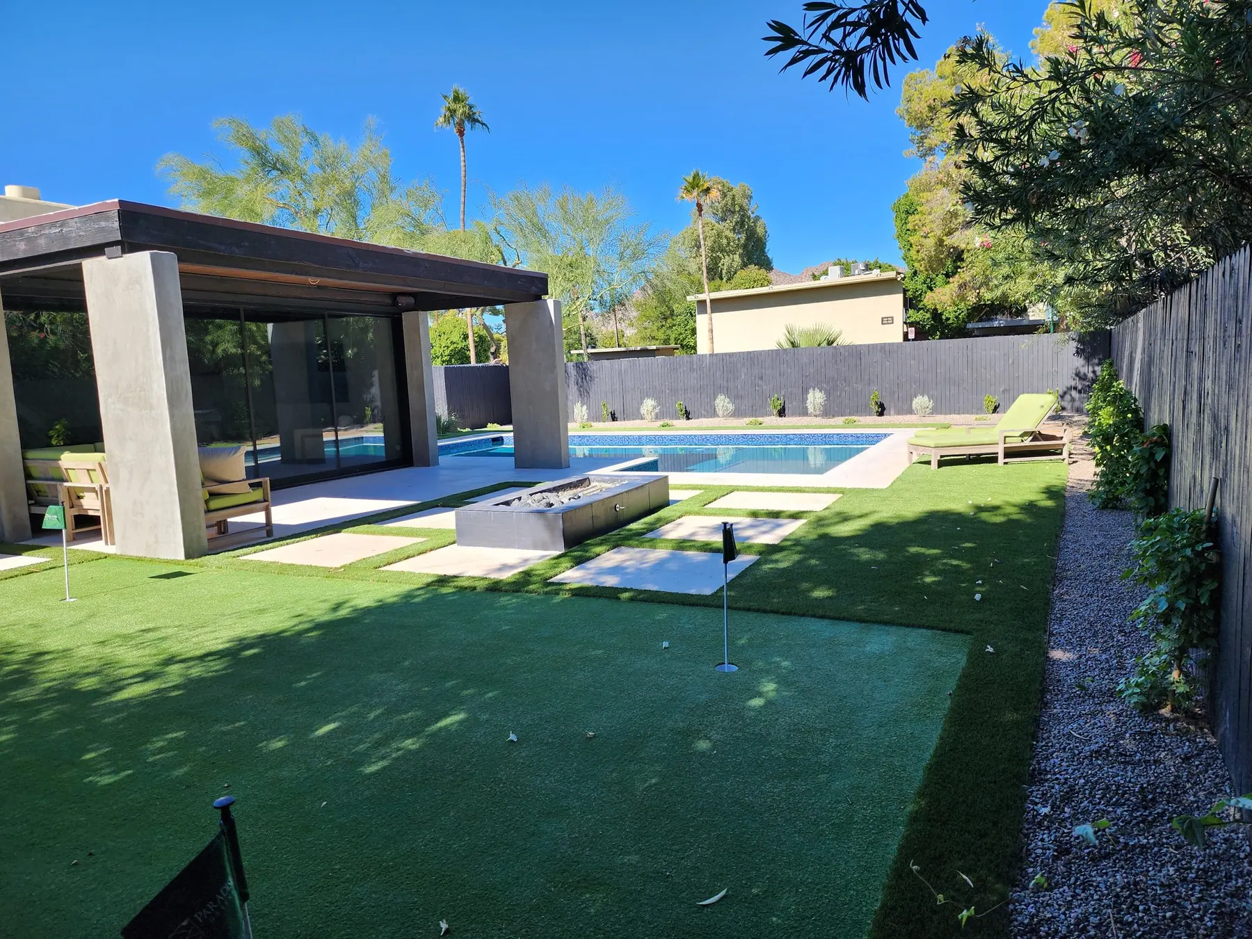 Putting green with cabana